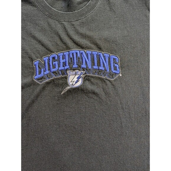 Tampa Bay Lightning Shirt Mens Large Black Embroidered NHL Lee Sports - Picture 2 of 9
